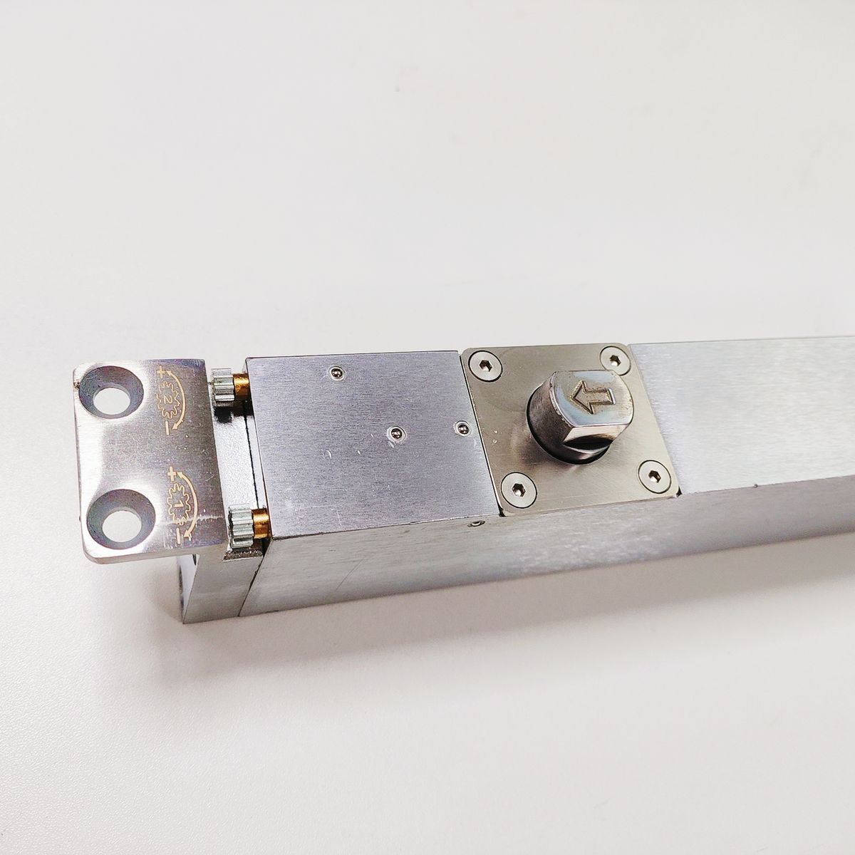 D-1068 - Image 4